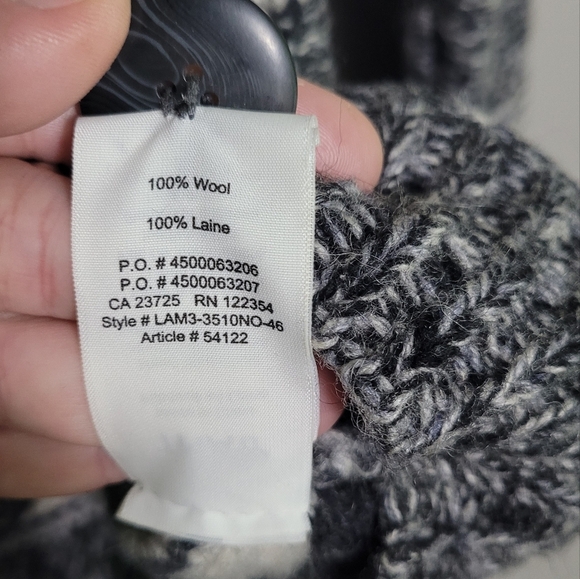 Bundle Of 2 Aritzia TNA Wool Cardigan Sweaters Size S - Picture 10 of 11